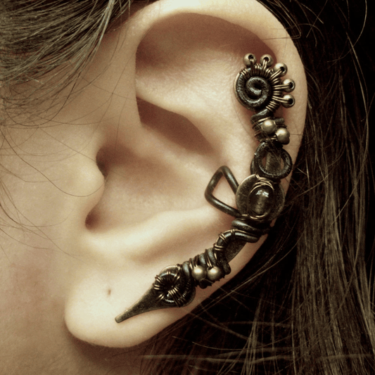 Boucle Contour d'Oreille Steampunk | Oreillette Transcendante - The Steampunk Emporium Oreille Droite