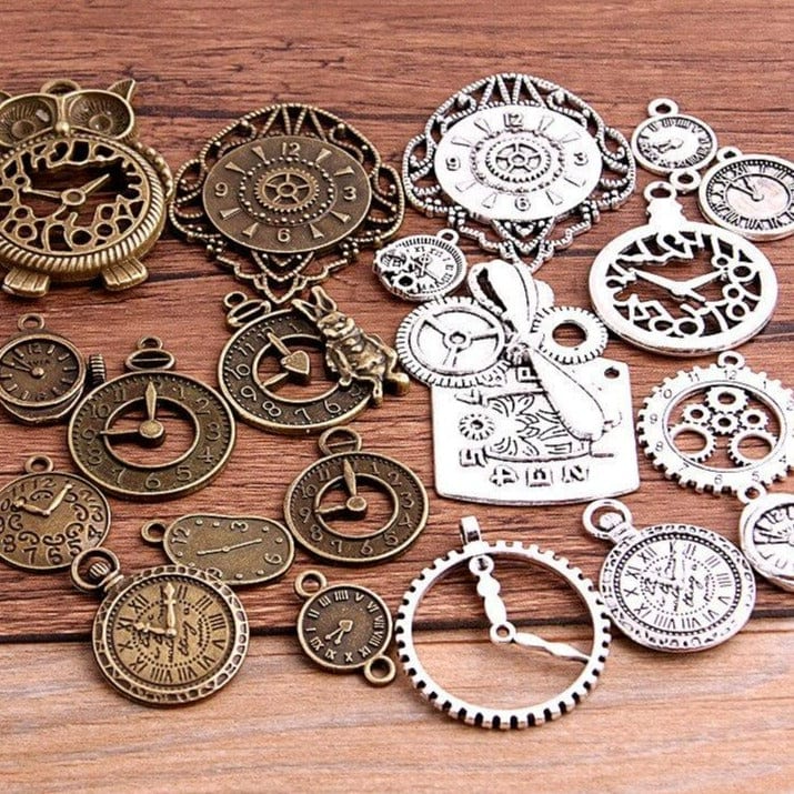 Breloque Steampunk | Éclat d'Antiquité - The Steampunk Emporium Bronze et Argent