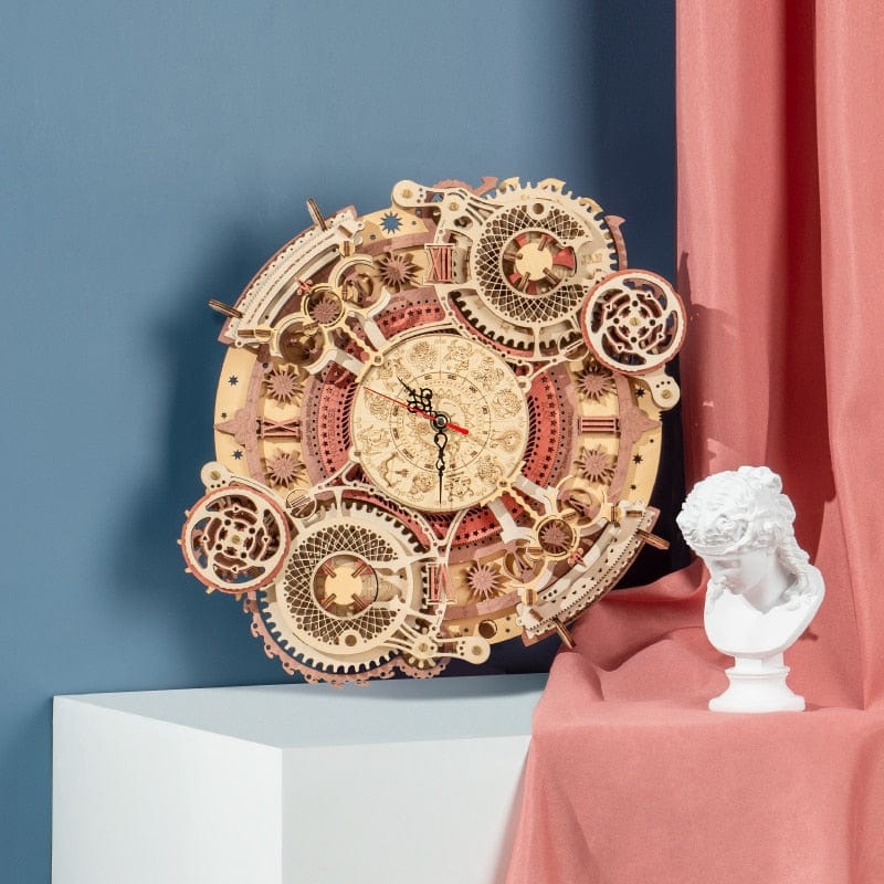 Maquette en Bois Horloge Animée | TimeCrafted - The Steampunk Emporium