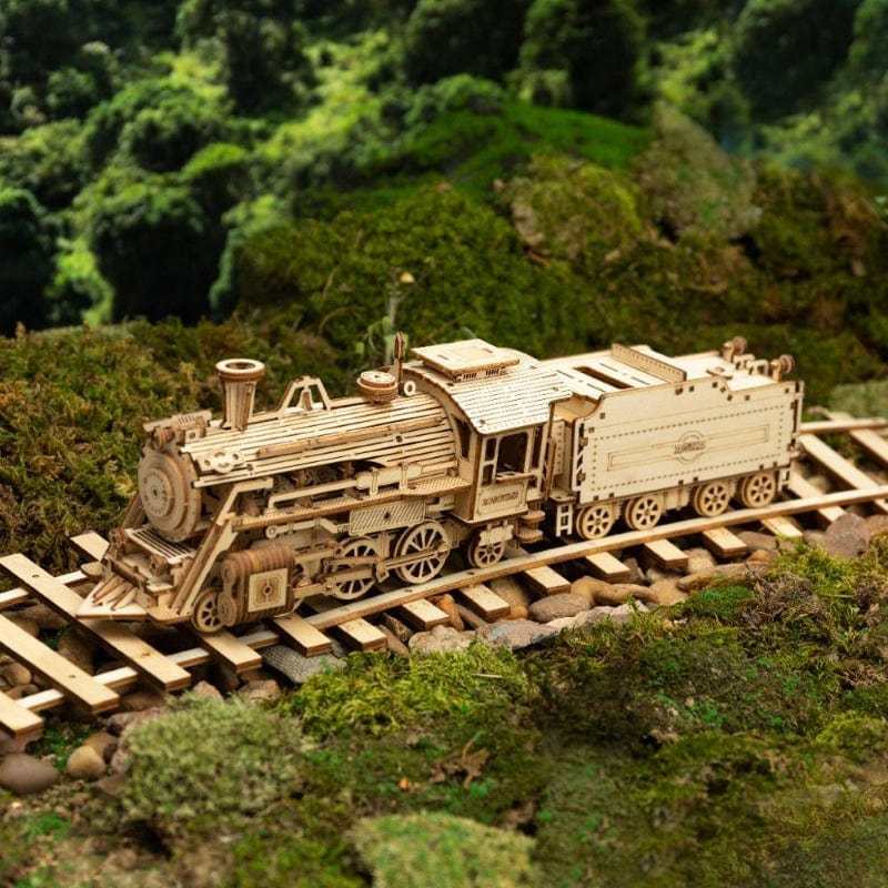 Maquette Locomotive à Vapeur en Bois | SteamCrafters - The Steampunk Emporium