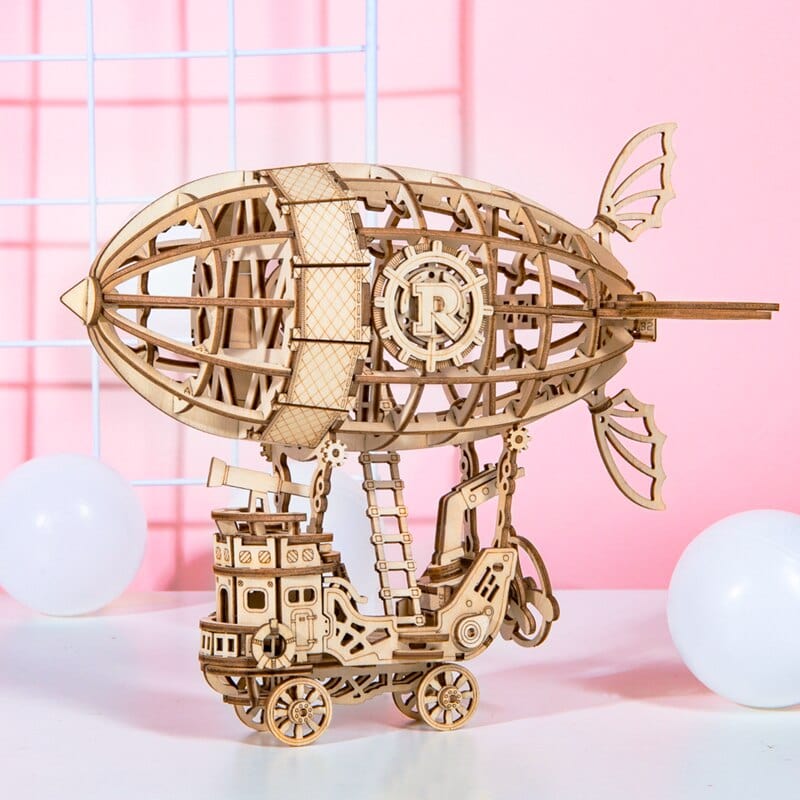 Maquette Steampunk Dirigeable Zeppelin | AirCraft Dreamy - The Steampunk Emporium